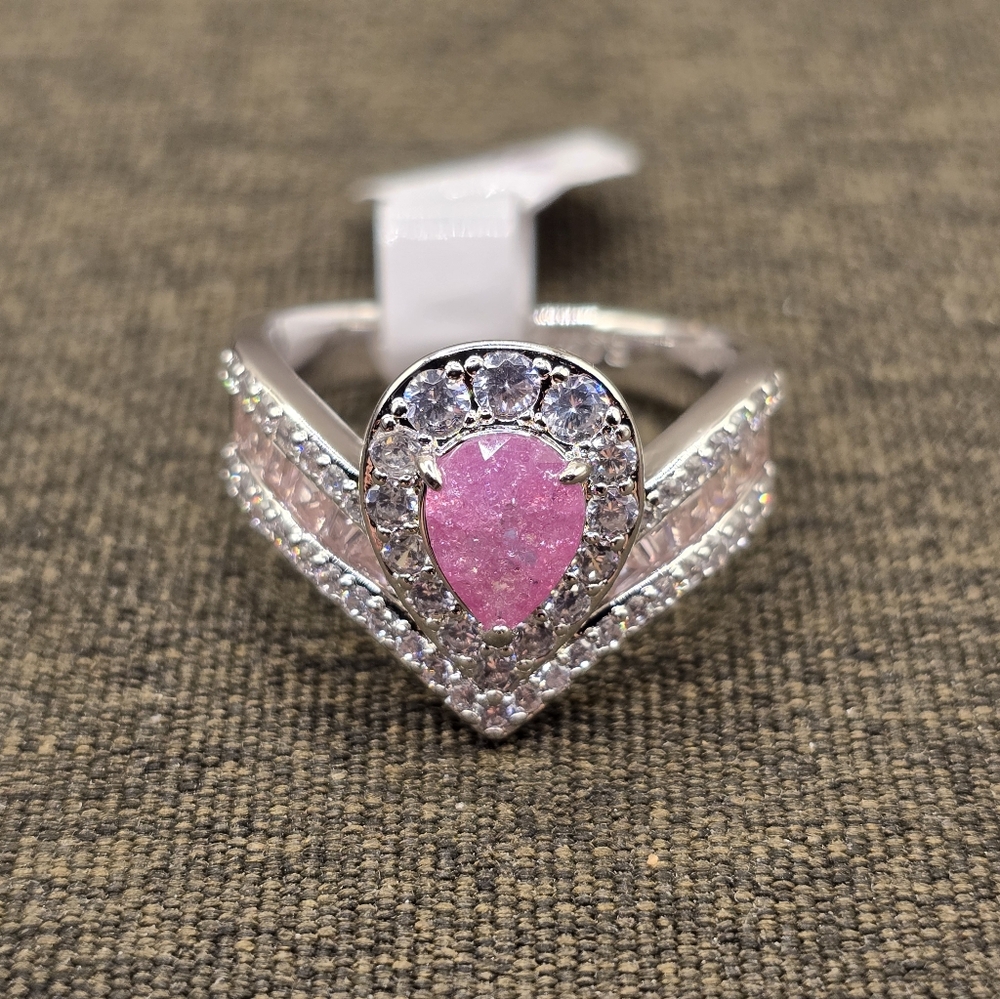 Bomb Party Ring Womens Sz 9 Rose Ice Crystal Rhodium Plating "The Moment Matter"